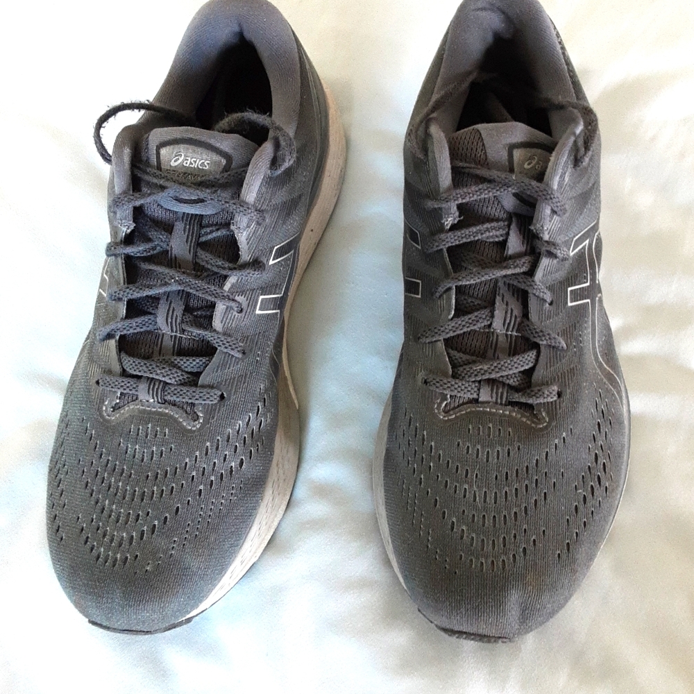 Asics gel kayano 28